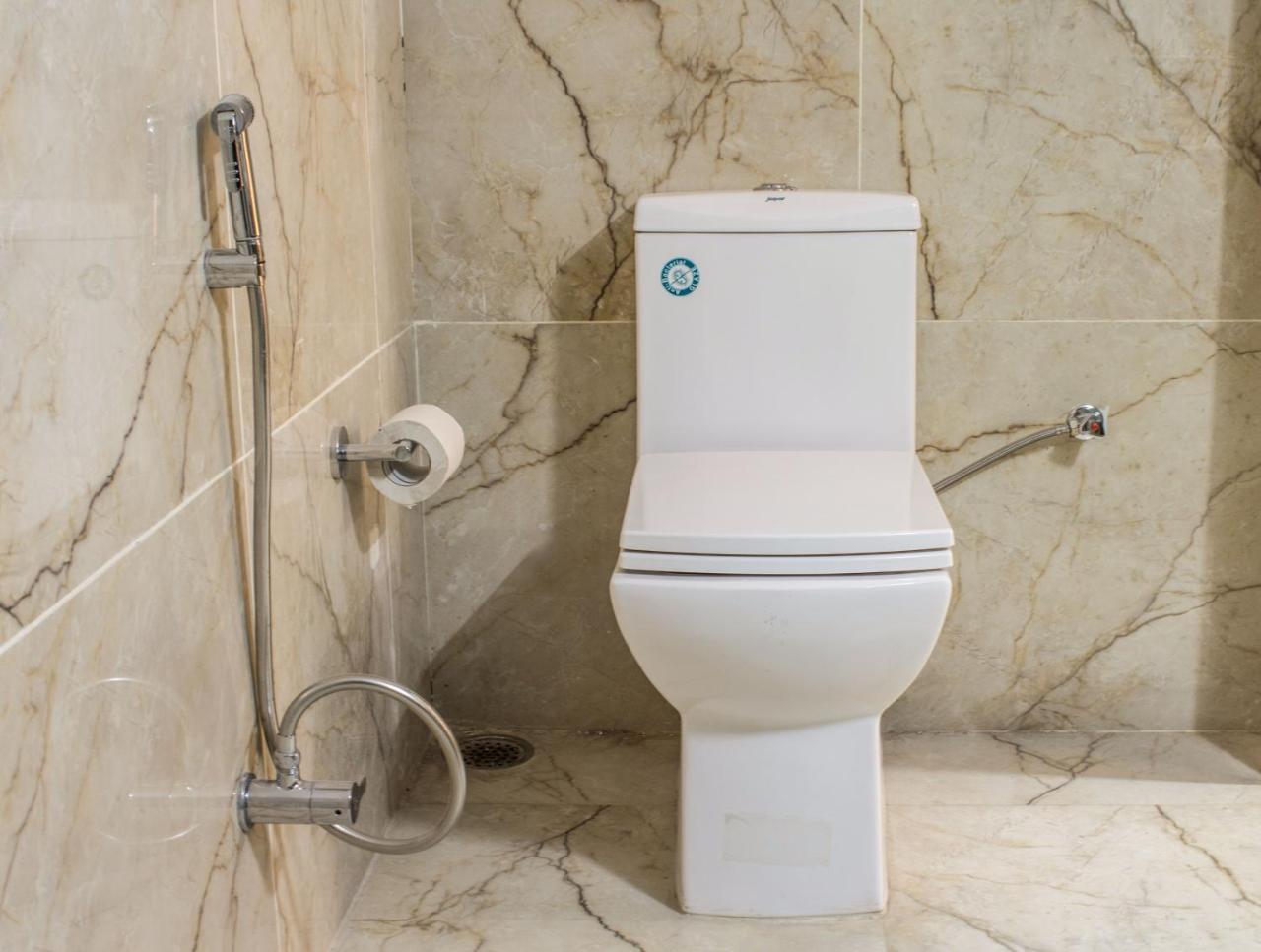 Lav Kush International Hotell Varanasi Exteriör bild