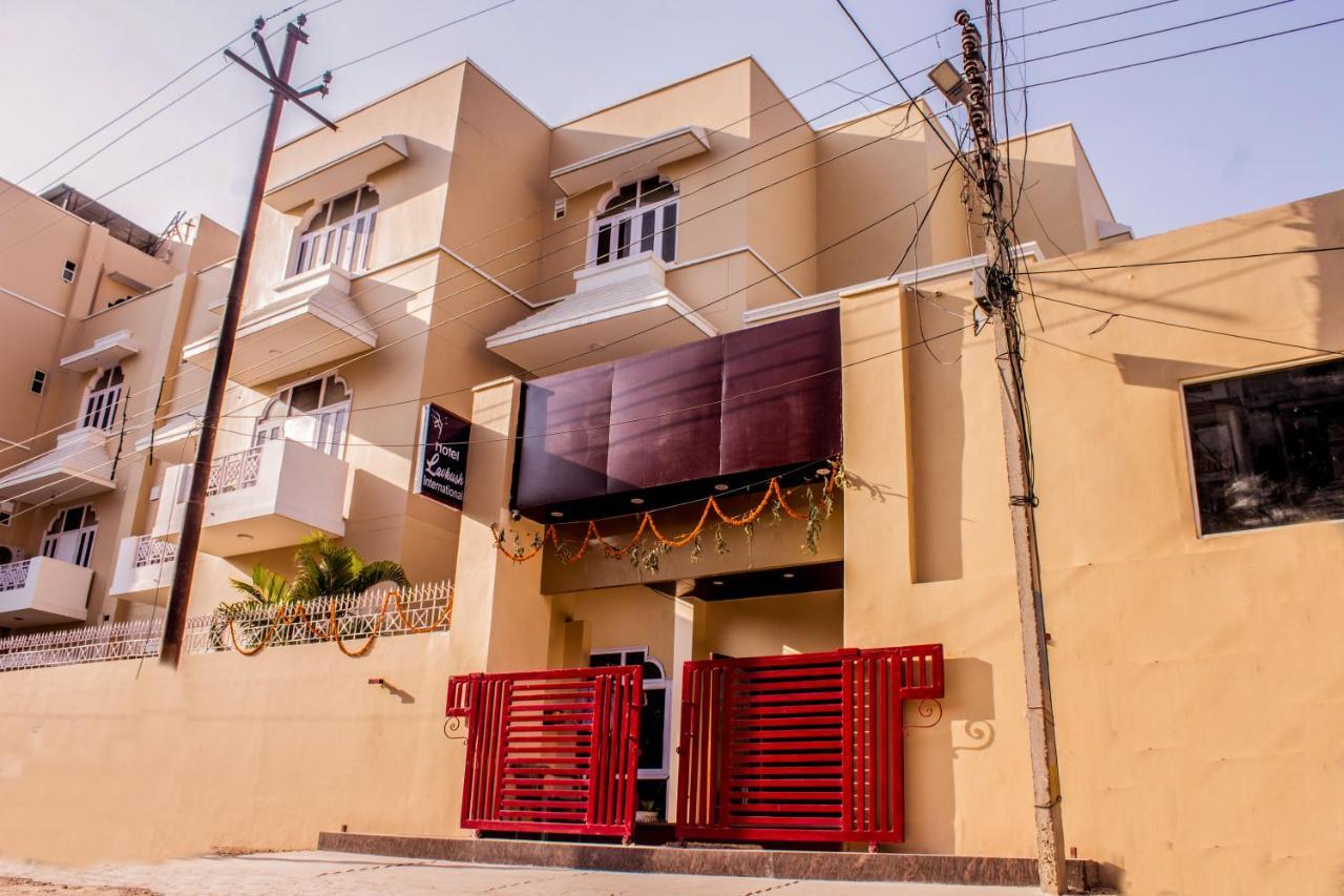 Lav Kush International Hotell Varanasi Exteriör bild